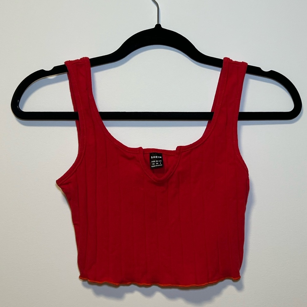 🔥 Red Ribbed Crop Top